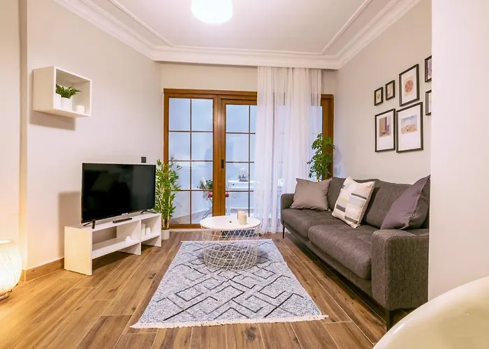 Spacious And Comfy 2Br In The Heart Of Cihangir
