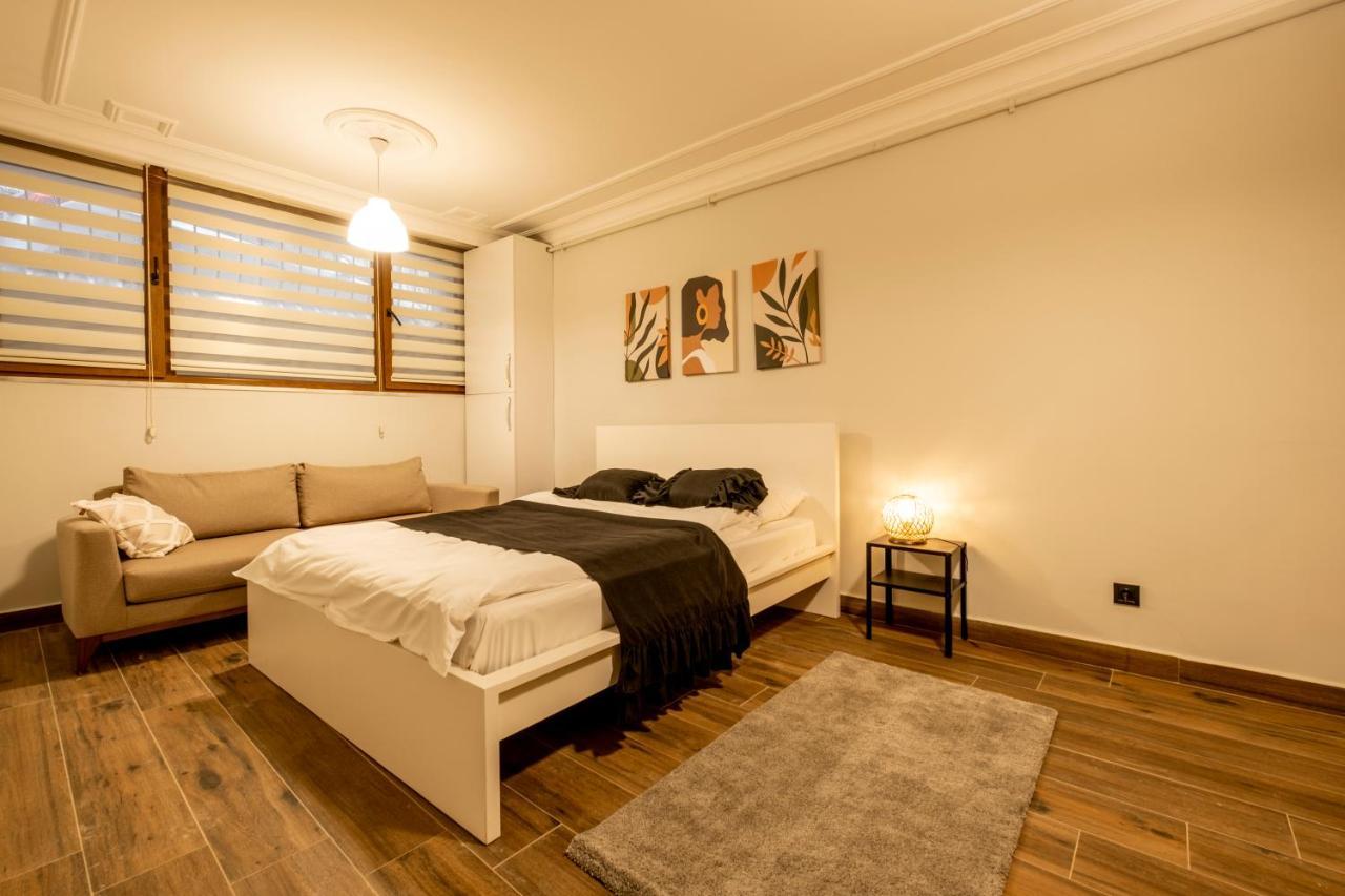 Appartement Spacious And Comfy 2br In The Heart Of Cihangir