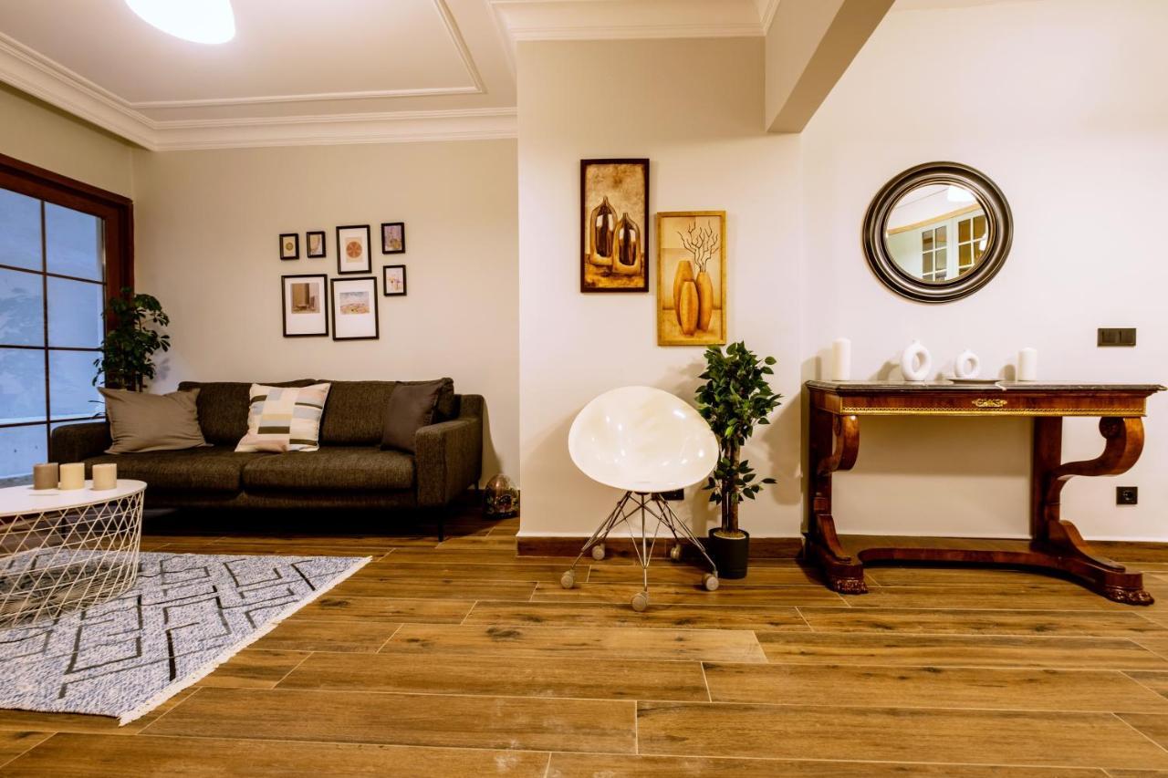 Spacious And Comfy 2br In The Heart Of Cihangir Appartement Istambul